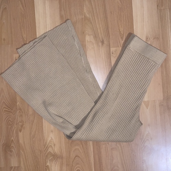 Petite Flared Ribbed Pants - Picture 2 of 3